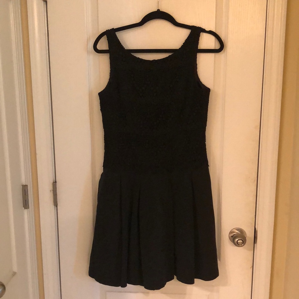 White House Black Market  dress w/ pockets sz10